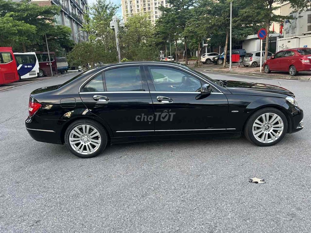Mercedes Benz C Class 2011 C250. Mua bán Ô tô tại Quận Nam Từ Liêm Hà Nội được đăng bởi Chú Thắng  hình 5