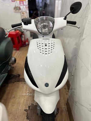 Piaggio Zip 100 Đời 2013 . BSTP Chính Chủ. Mua bán Xe máy tại Quận Phú Nhuận Tp Hồ Chí Minh được đăng bởi Ngọc Huy