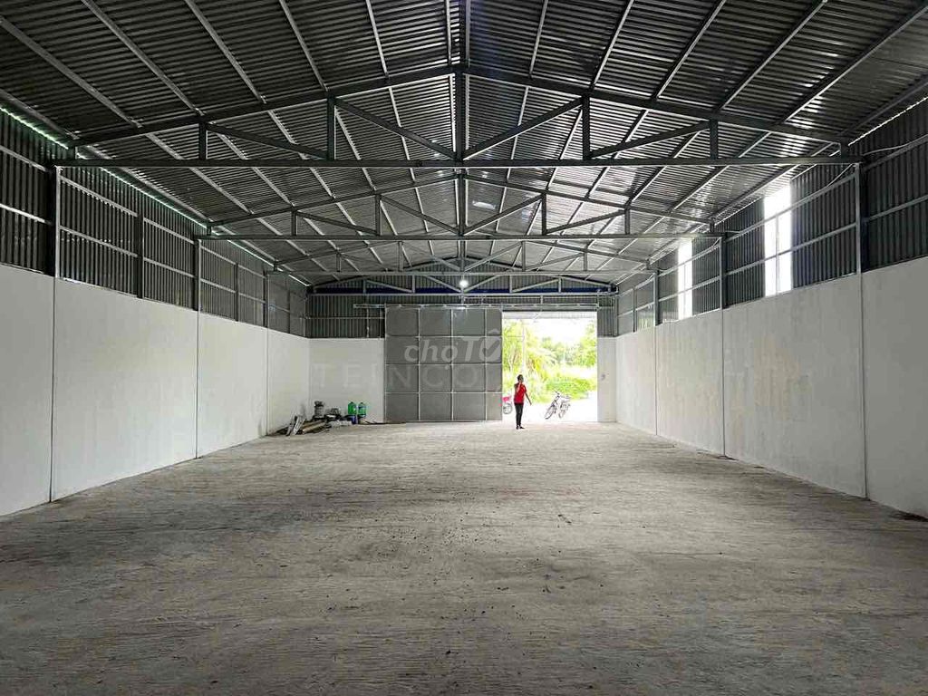 Cho thuê kho 350m2 KDC Ngân Thuận