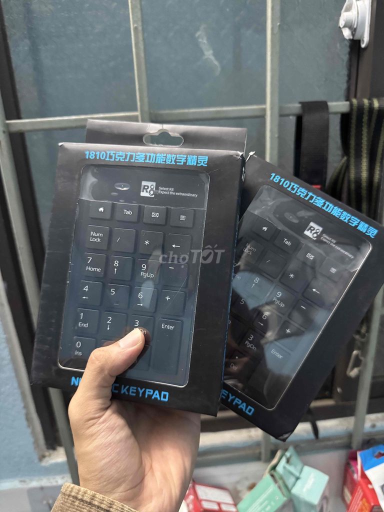 Bàn phím số R8 1810 Đen. Mua bán Phụ kiện (Màn hình, Chuột...) tại Quận Thanh Khê Đà Nẵng được đăng bởi Minh Tú hình 1