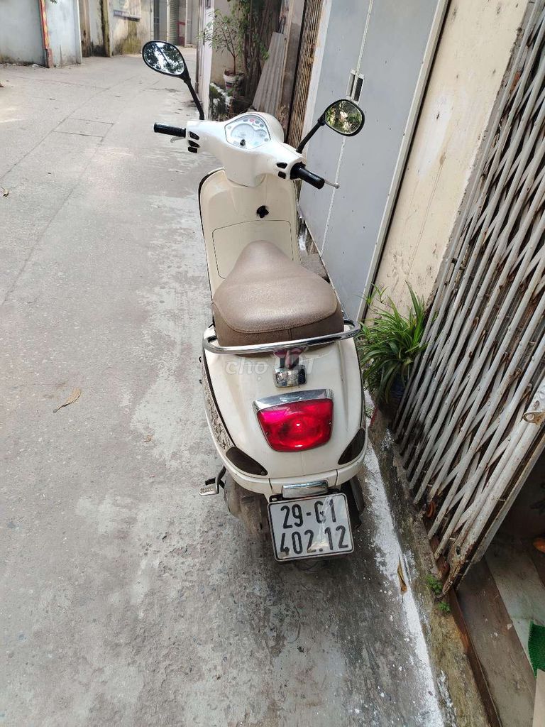 xe vưa bảo dưỡng thay dầu. Mua bán Xe máy tại Huyện Hoài Đức Hà Nội được đăng bởi vu huy kỵ hình 1