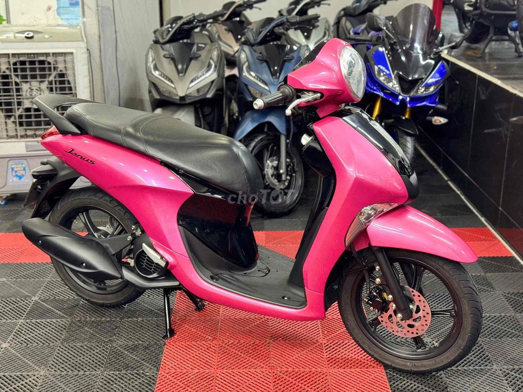 💥Janus khoá SMK đời 2018 BSTP Chính Chủ xe đẹp💥. Mua bán Xe máy tại Thành phố Thủ Đức Tp Hồ Chí Minh được đăng bởi XE MÁY THỦ ĐỨC  hình 1