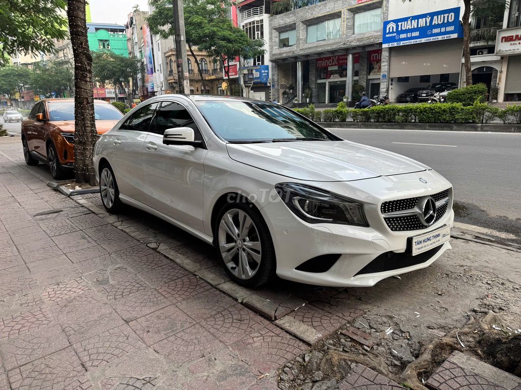 Mercedes-Benz CLA 200 2015 đk 2016. Mua bán Ô tô tại Quận Long Biên Hà Nội được đăng bởi AUTO TÂN HƯNG THỊNH hình 4