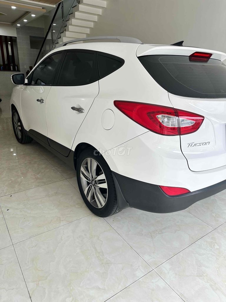 Hyundai Tucson 2014 2.0 AT 2WD - 86000 km. Mua bán Ô tô tại Huyện Diên Khánh Khánh Hòa được đăng bởi Ngô hữu toàn hình 4