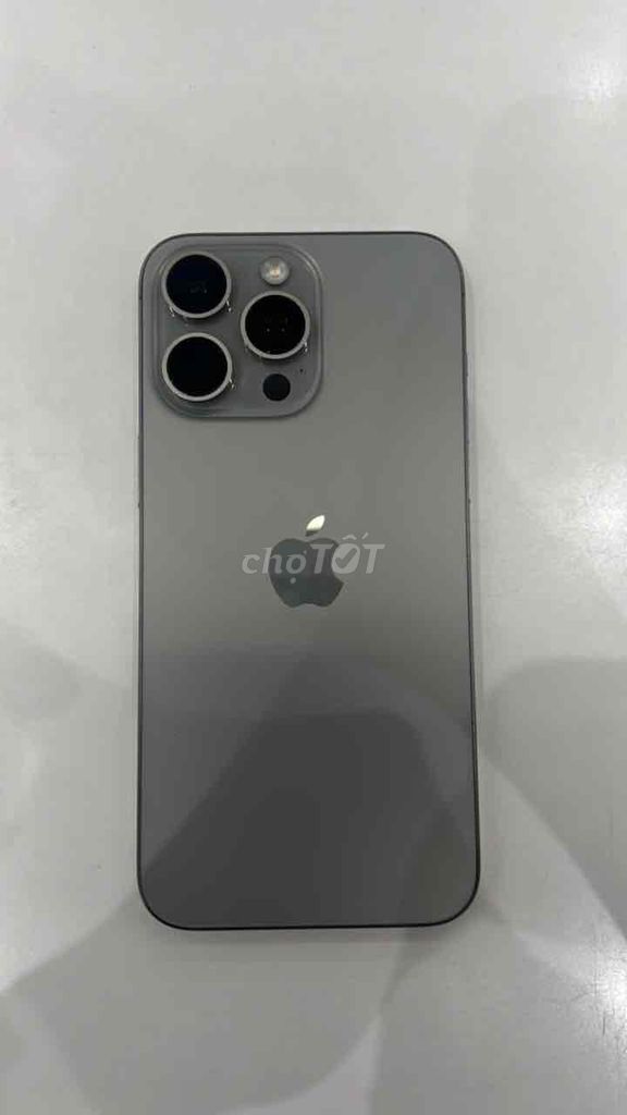 Apple iPhone 15 Pro Max 256GB Xám. Mua bán Điện thoại tại Huyện Củ Chi Tp Hồ Chí Minh được đăng bởi Hoài Sơn hình 1