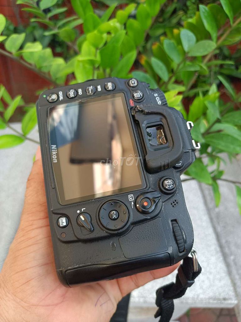 Máy ảnh Nikon D7000 Đen AF-S DX NIKKOR 18-105mm. Mua bán Máy ảnh, Máy quay tại Thành phố Long Xuyên An Giang được đăng bởi Lý Phước Hảo hình 1