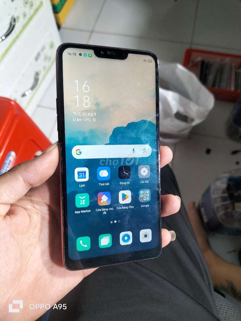 Oppo f7 ram 4/64 sài full...800k