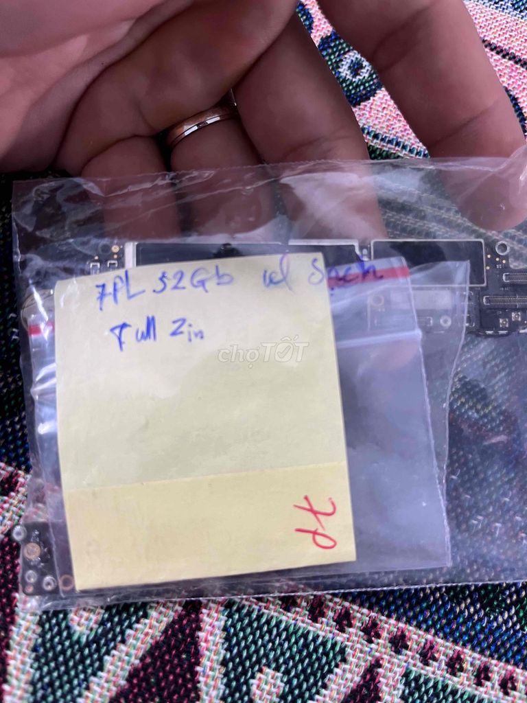 Mainboard Apple iPhone 7 Plus 32GB. Mua bán Linh kiện (RAM, Card...) tại Thành phố Thuận An Bình Dương được đăng bởi Điện máy pin hình 1