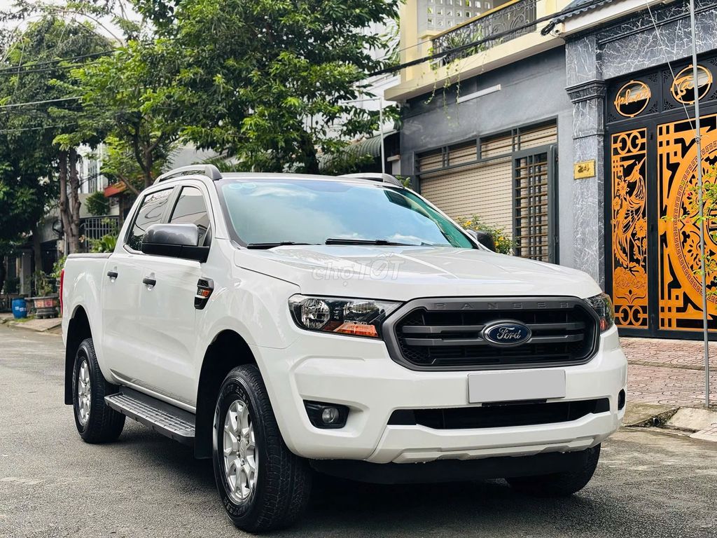 Ford Ranger XLS 2.2 4x2 AT 2018 - 37000 km. Mua bán Ô tô tại Thành phố Dĩ An Bình Dương được đăng bởi trần thị khánh huyền  hình 3