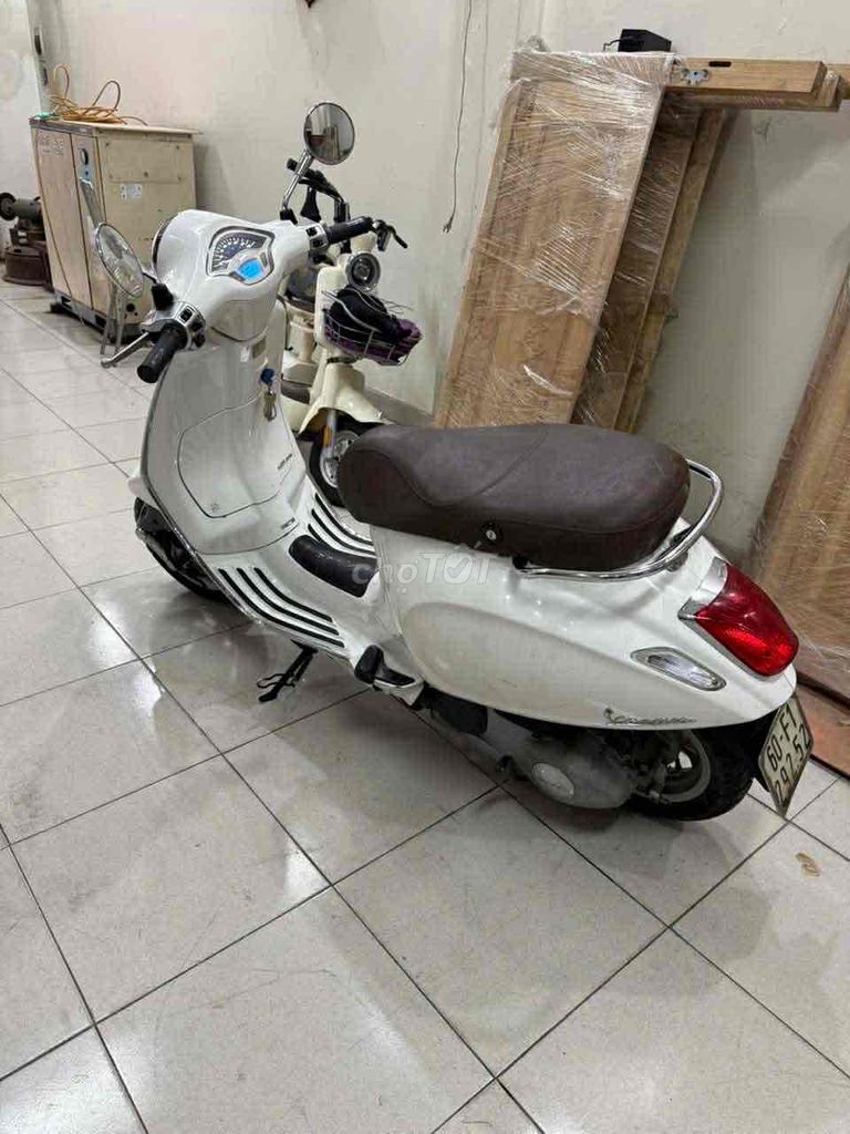 vespa 2014. Mua bán Xe máy tại Thành phố Biên Hòa Đồng Nai được đăng bởi trần quang khải hình 4
