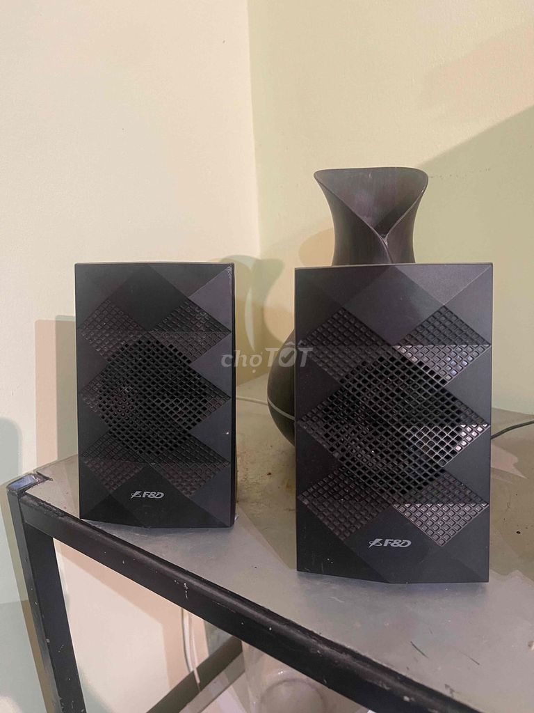 Loa vi tính F&D màu Đen. Mua bán Tivi, Âm thanh tại Quận Hoàn Kiếm Hà Nội được đăng bởi Ha Le hình 1