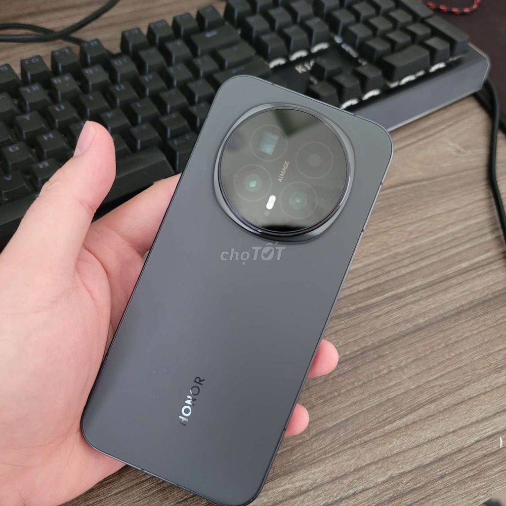 Honor Magic 8 512GB Đen Full Box. Mua bán Điện thoại tại Quận Ngũ Hành Sơn Đà Nẵng được đăng bởi nhat hình 1