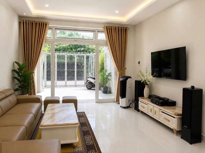 Аренда · 4 комн. · 124 м² · Quận Sơn Trà, ул. Đường Đặng Vũ Hỷ