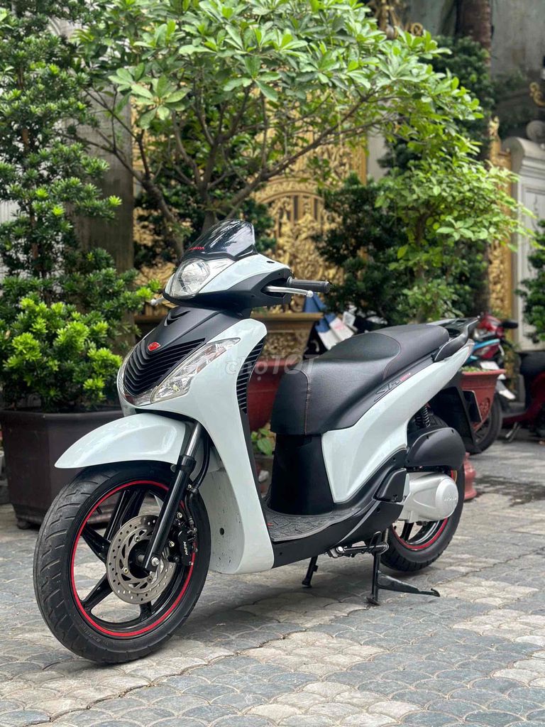 sh 125i hàng nhận 3 cục bstp chính chủ. Mua bán Xe máy tại Quận 10 Tp Hồ Chí Minh được đăng bởi Hoàng Thị Huyền hình 3