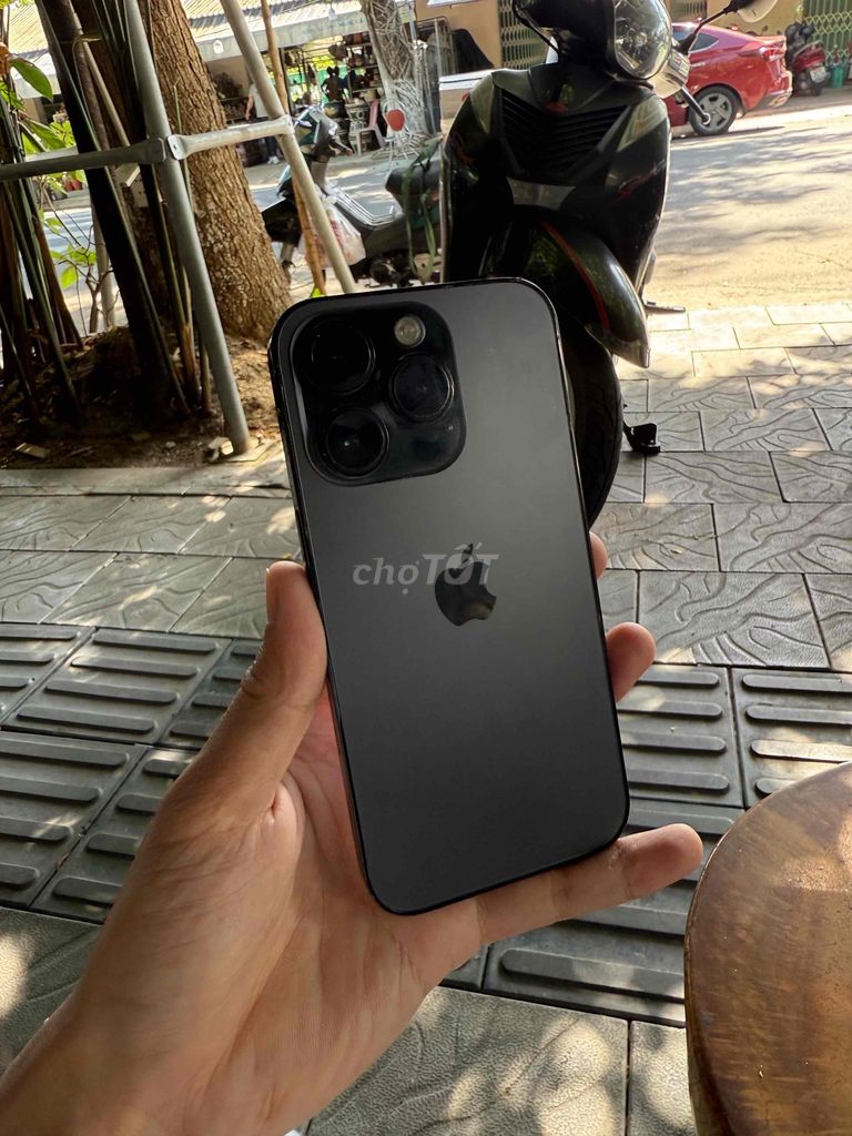 Apple iPhone 14 Pro 256GB Đen Đã thay vỏ. Mua bán Điện thoại tại Quận Thanh Khê Đà Nẵng được đăng bởi anh hình 1
