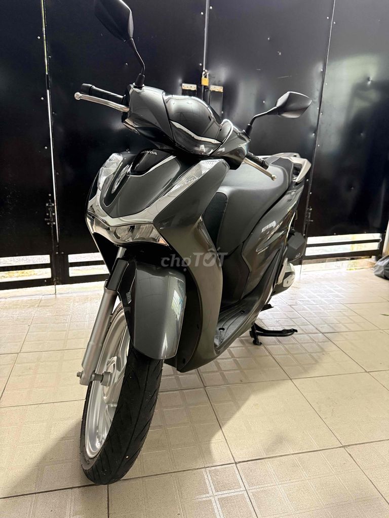SH 150i ABS chính Chủ. Mua bán Xe máy tại Thành phố Thủ Dầu Một Bình Dương được đăng bởi công hình 6