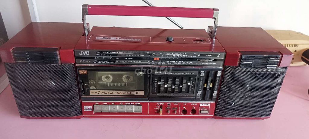 Đài radio cassette JVC PC37 Đỏ đô đã sử dụng. Mua bán Đồ sưu tầm, đồ cổ tại Quận 7 Tp Hồ Chí Minh được đăng bởi Hung Nguyen Decor   hình 1