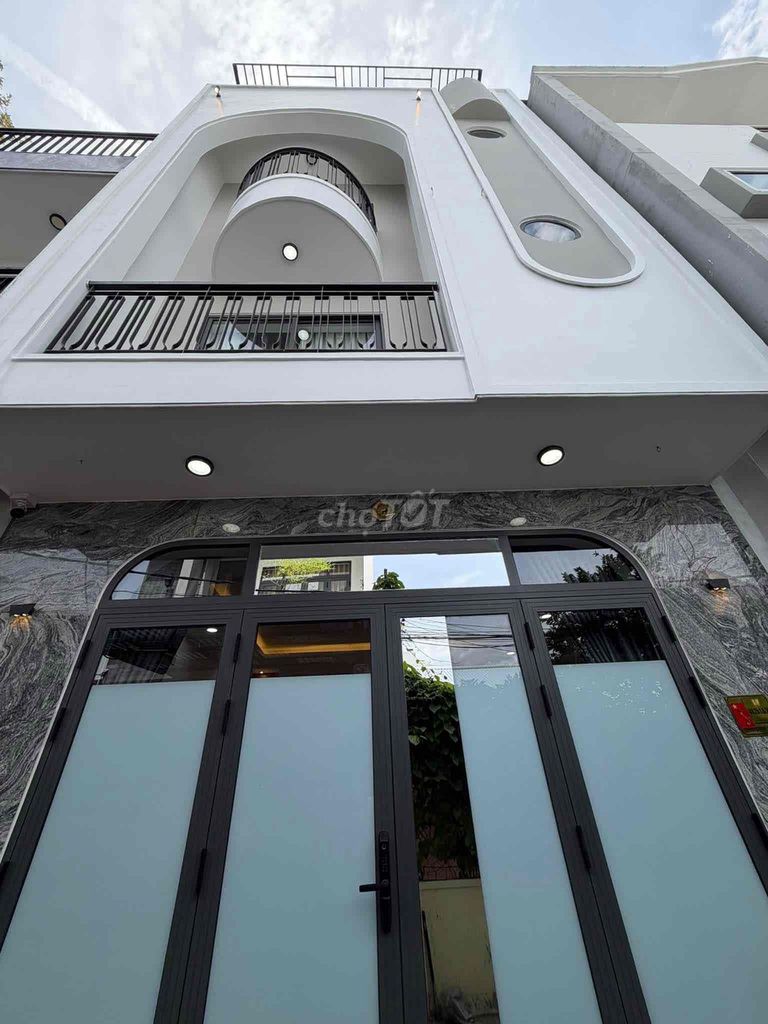 Аренда · 3 комн. · 50 м² · Quận Hải Châu, ул. Kiệt Trưng Nữ Vương