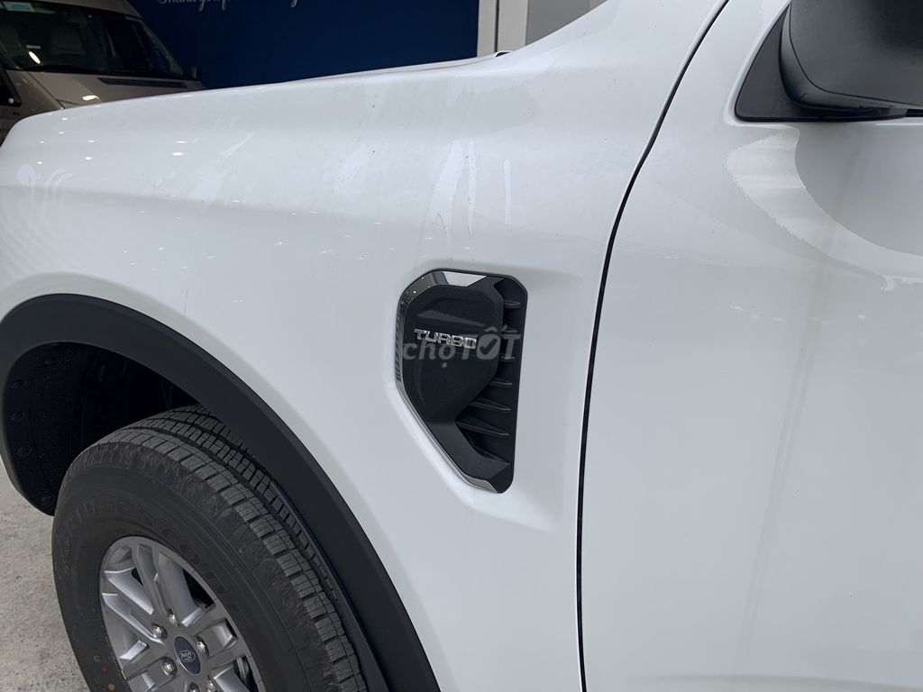 Ranger XLS 1 cầu, đủ màu xe sẵn giao ngay, vay 70%. Mua bán Ô tô tại Huyện Châu Thành Tiền Giang được đăng bởi Khiêm Ford Phú Mỹ hình 11