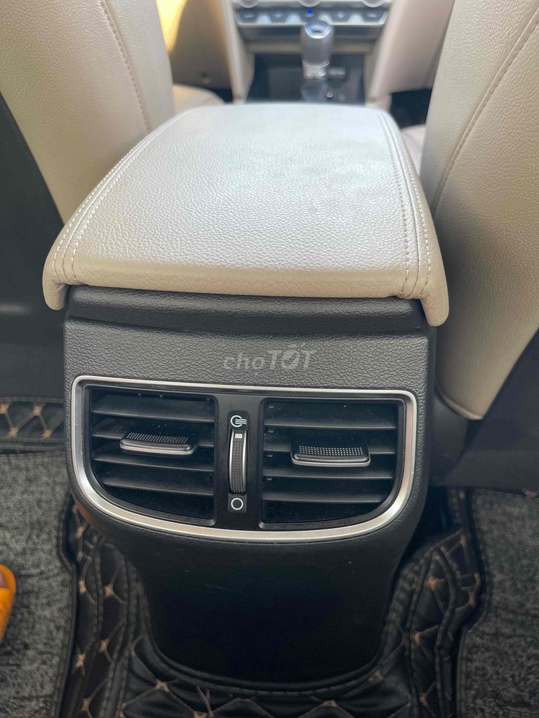 Hyundai Elantra 2020 2.0 AT - 72000 km. Mua bán Ô tô tại Thành phố Tuy Hòa Phú Yên được đăng bởi Công Vũ hình 20