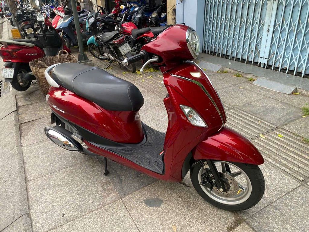 Yamaha Grande 2022 Красный