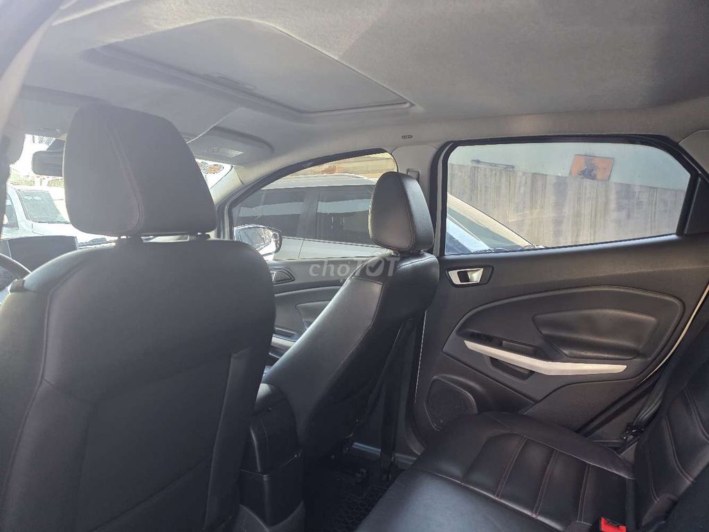 2014 1.5L Titanium AT - 99000 km giá tốt. Mua bán Ô tô tại Thành phố Dĩ An Bình Dương được đăng bởi Huy Luân Auto hình 8