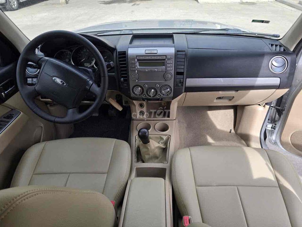 Ford Everest 2012 2.5L 4x2 MT - 162000 km. Mua bán Ô tô tại Quận 7 Tp Hồ Chí Minh được đăng bởi Lethai hình 10