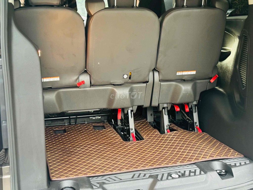 Tourneo Titan Minivan 7C, Xe đẹp ko Lỗi lầm, Hiếm. Mua bán Ô tô tại Quận 1 Tp Hồ Chí Minh được đăng bởi Ms Ly Bến Thành Ford hình 4