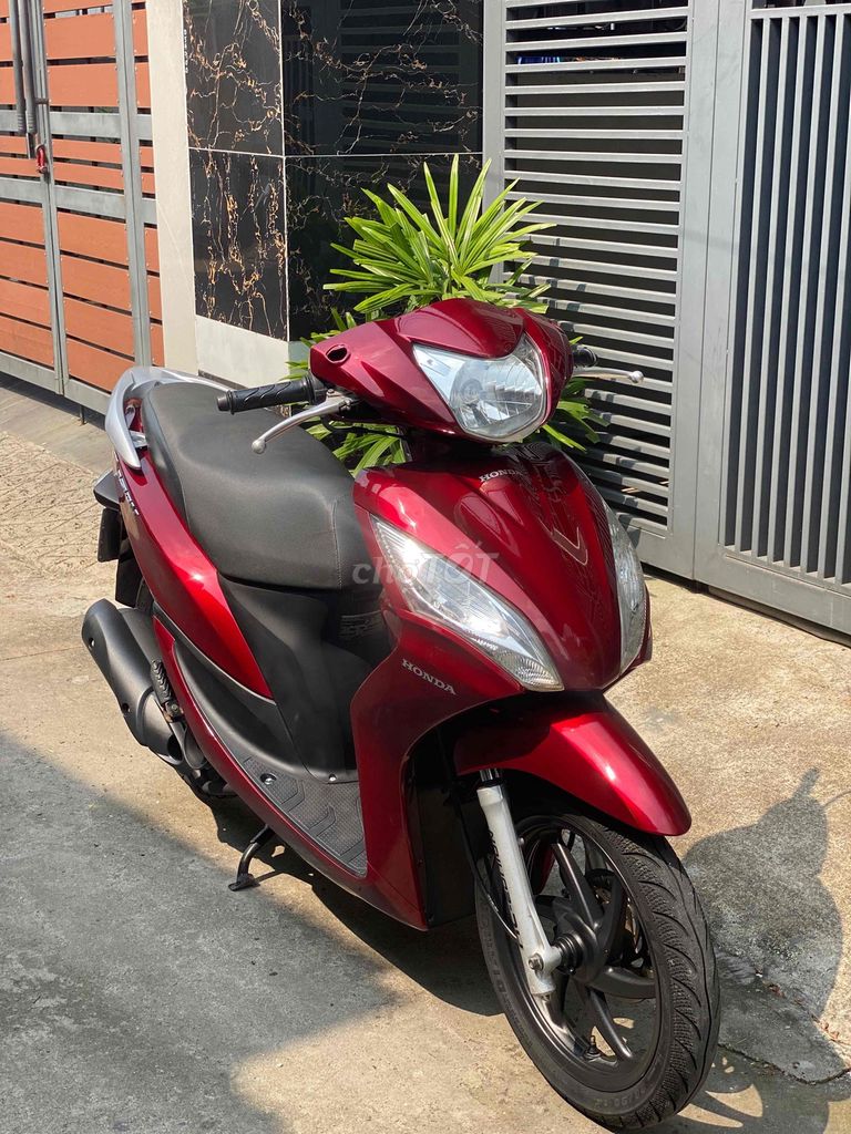 BÁN XE VISION MÀU ĐỎ ĐÔ NHƯ HÌNH. Mua bán Xe máy tại Thành phố Biên Hòa Đồng Nai được đăng bởi Bình Trọng hình 2