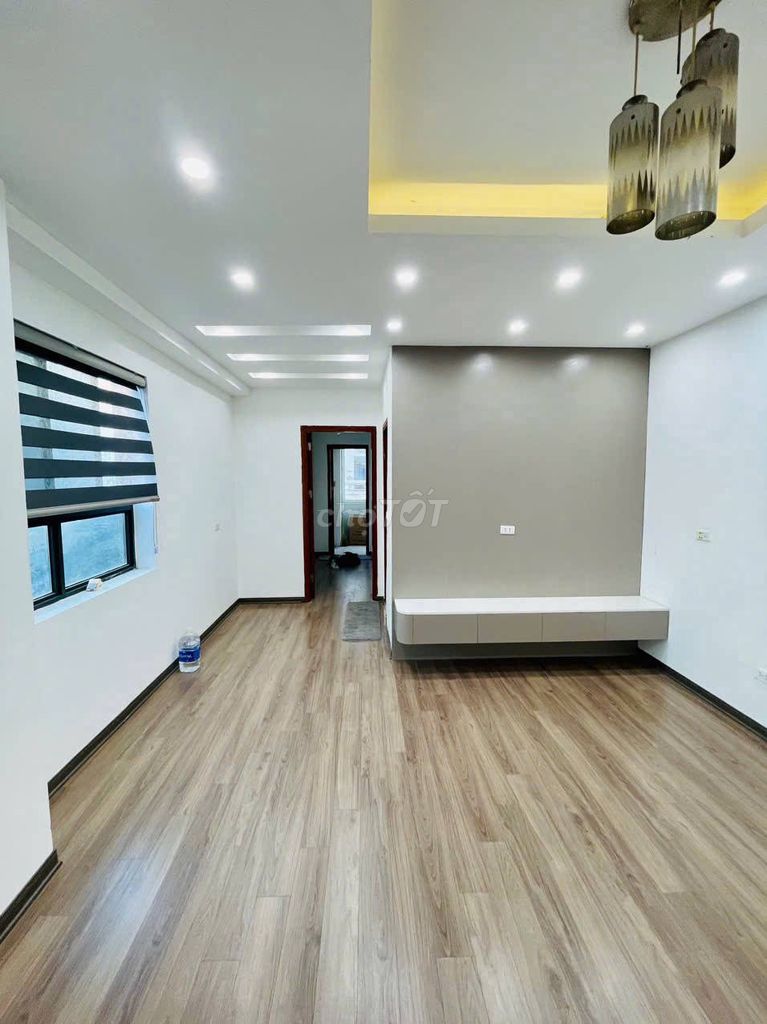 Bán gấp CH góc  Toà CT8B Đại Thanh,Thanh Trì: DT: 50m2- 1PN. 2,13 tỷ.