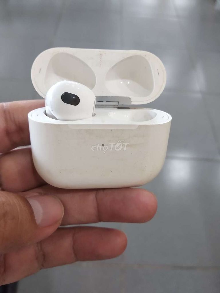 Dư Dock sạc Apple Airpods tặng 1c👂 zin,có đổi. Mua bán Phụ kiện (Màn hình, Chuột...) tại Quận Ninh Kiều Cần Thơ được đăng bởi Shop Tứ Quí hình 1