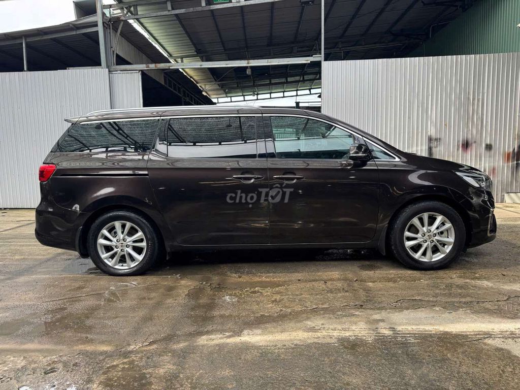 Kia Sedona 2019 2.2D full dầu, màu nâu,44.000 km. Mua bán Ô tô tại Quận Bình Tân Tp Hồ Chí Minh được đăng bởi Son Do hình 6