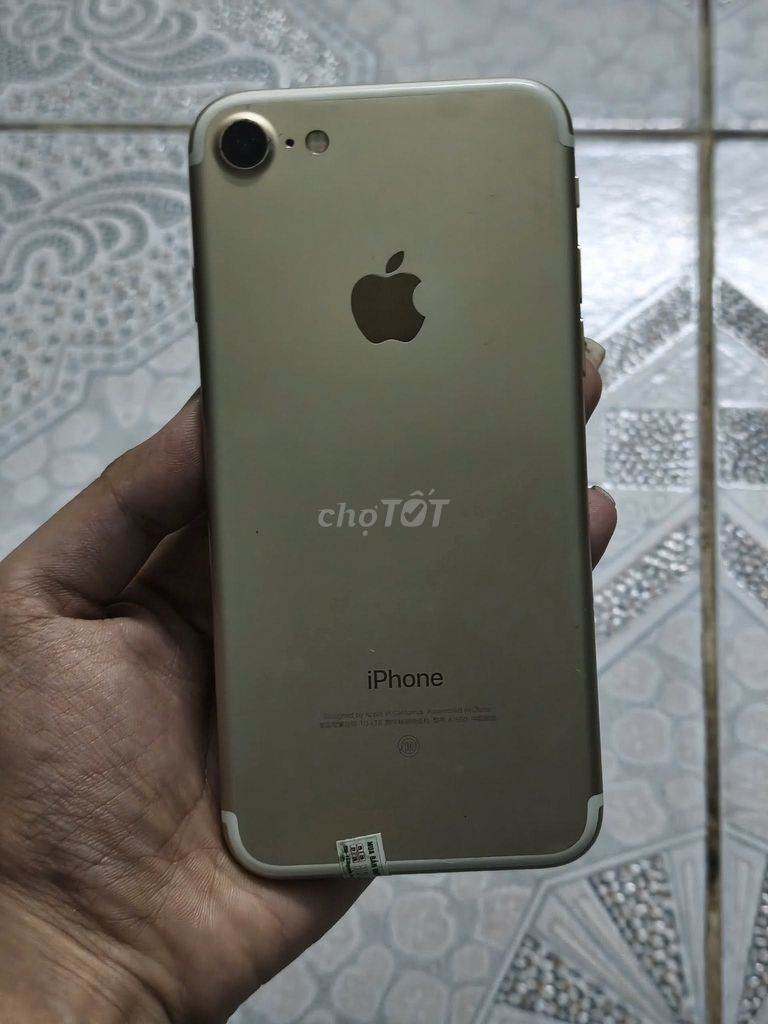 Apple iPhone 7 32GB Vàng. Mua bán Điện thoại tại Quận 1 Tp Hồ Chí Minh được đăng bởi Hội Đồ Điện Tử hình 1
