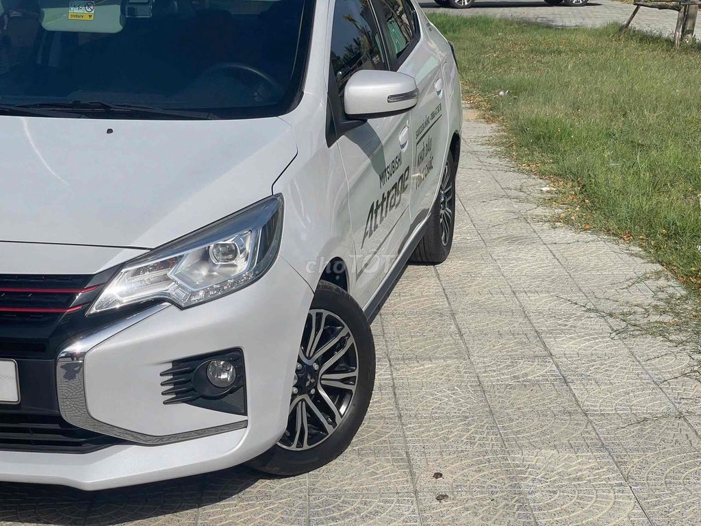 Mitsubishi Attrage CVT Premium 2024 Белый 6800 км