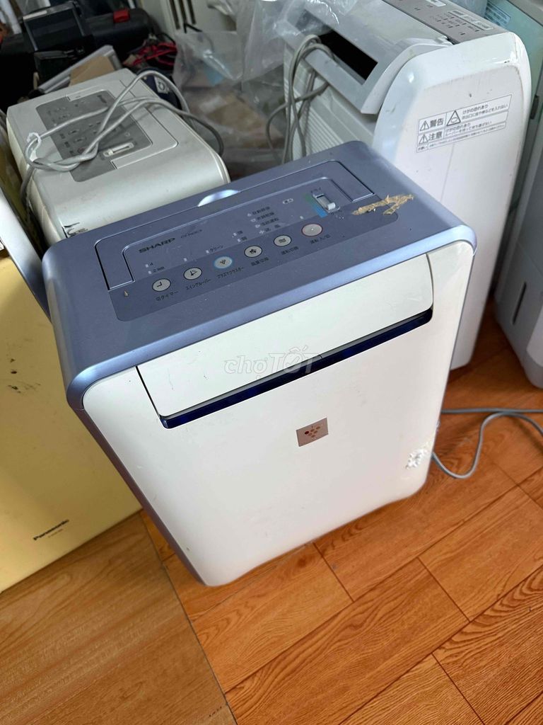 Máy hút ẩm Sharp CV-R63CX-A. Mua bán Nội thất, đồ gia dụng khác tại Thành phố Hải Dương Hải Dương được đăng bởi hồ văn út  hình 1