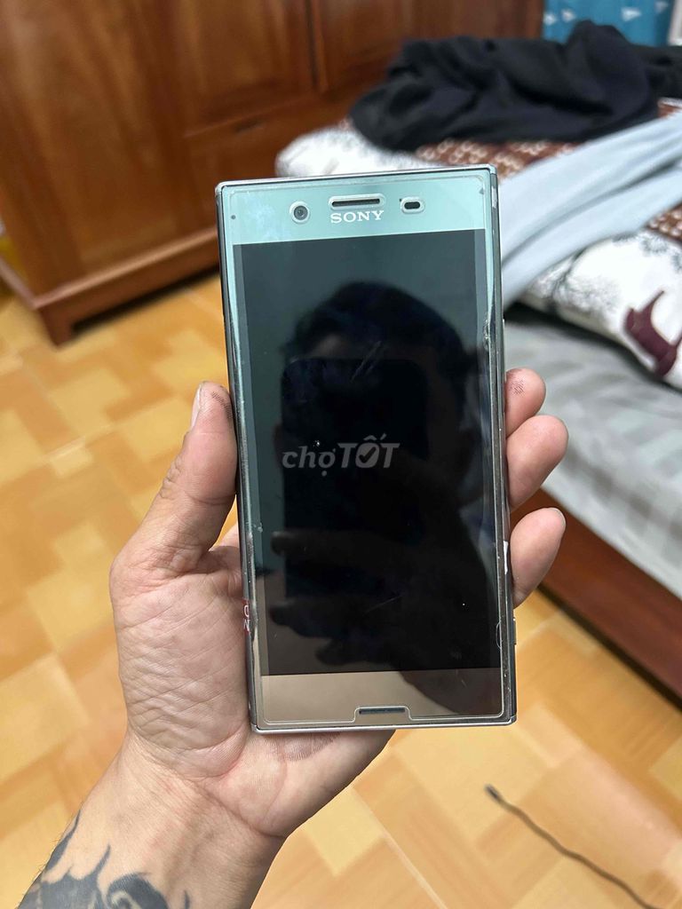 Sony Điện thoại Bạc Còn mới. Mua bán Điện thoại tại Quận Ngũ Hành Sơn Đà Nẵng được đăng bởi Mộc Đĩnh Sang hình 1