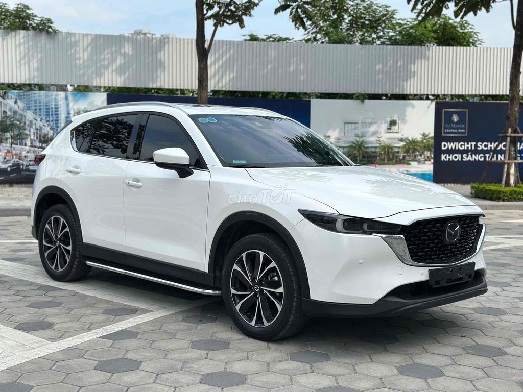 Mazda CX5 2025 2.0 Premium Белый 30000 км