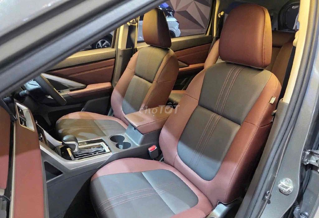 Mitsubishi Xpander Cross 2026 MỚI 100% + TRƯỚC BẠ. Mua bán Ô tô tại Quận 1 Tp Hồ Chí Minh được đăng bởi Minh Phươngg hình 7