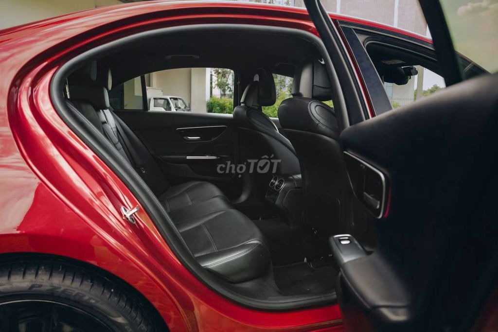Mercedes C200 Avantgarde 2022 Đỏ 15.000km. Mua bán Ô tô tại Quận 7 Tp Hồ Chí Minh được đăng bởi Hoàn Lee Xe Lướt hình 17
