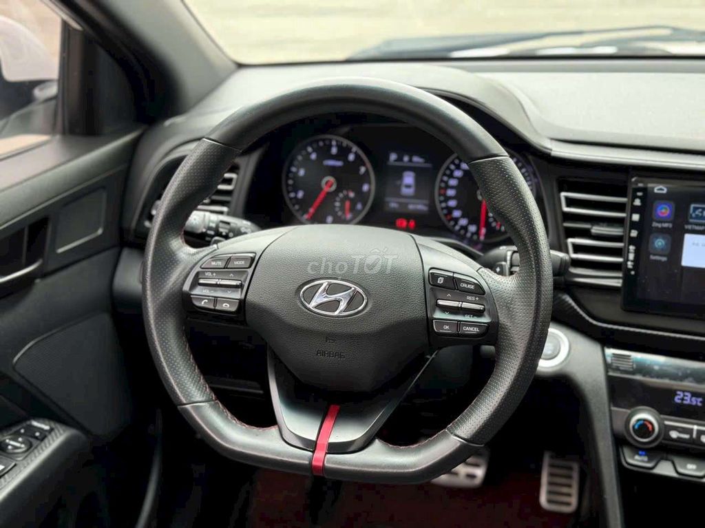 Elantra 2019 bản cao Sport 1.6 AT - 81000 km. Mua bán Ô tô tại Quận Hà Đông Hà Nội được đăng bởi Đoàn Phương Ô tô Cũ hình 6