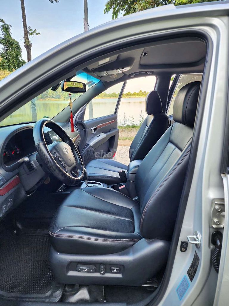 Huyndai SantaFe lăn bánh 2009 đẹp xuất sắc. Mua bán Ô tô tại Huyện Sóc Sơn Hà Nội được đăng bởi Thế Auto  hình 13