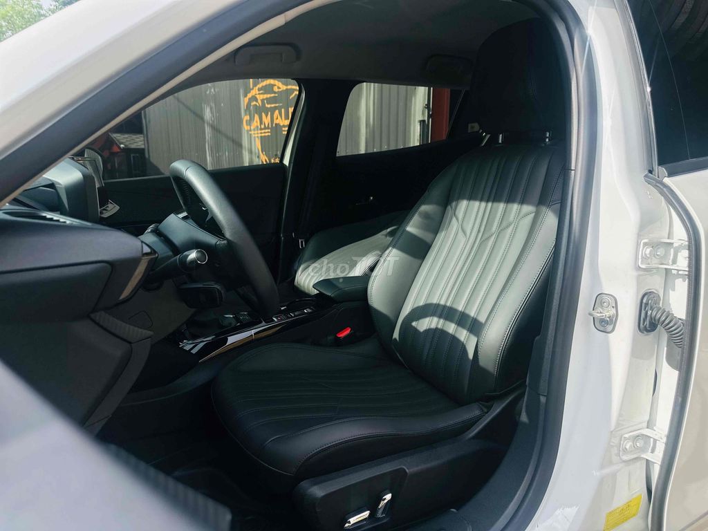 💯PEUGEOT 2008GT-Line TRẮNG 2023 CỰC ĐẸP. Mua bán Ô tô tại Thành phố Thủ Đức Tp Hồ Chí Minh được đăng bởi Hứa Bửu hình 7