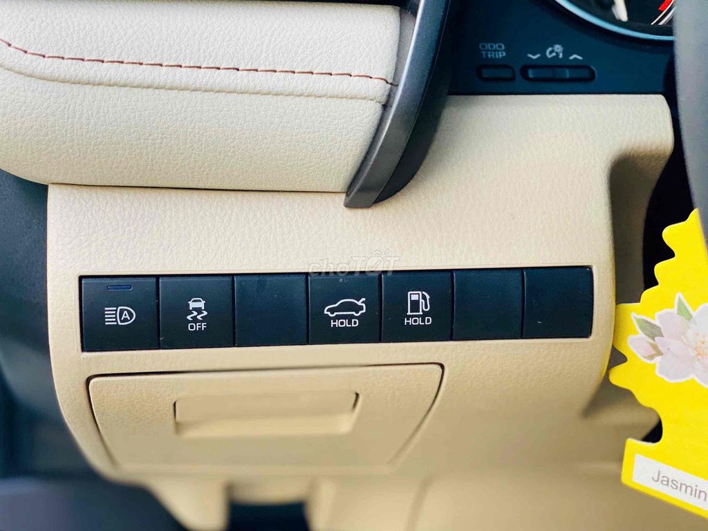 Camry 2022 2.0Q Biển SG 1 Chủ Odo 19.000km Cực Đẹp. Mua bán Ô tô tại Thành phố Dĩ An Bình Dương được đăng bởi Trương Công Lý hình 15