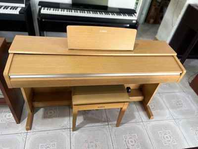 Piano Yamaha YDP142 🎹
