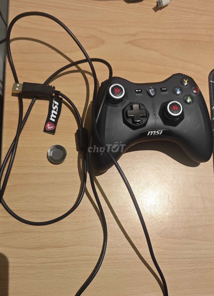 Tay cầm chơi game MSI GC30 V2 Đen. Mua bán Thiết bị chơi game tại Quận Cẩm Lệ Đà Nẵng được đăng bởi Nguyễn Hoàng Nguyên hình 1
