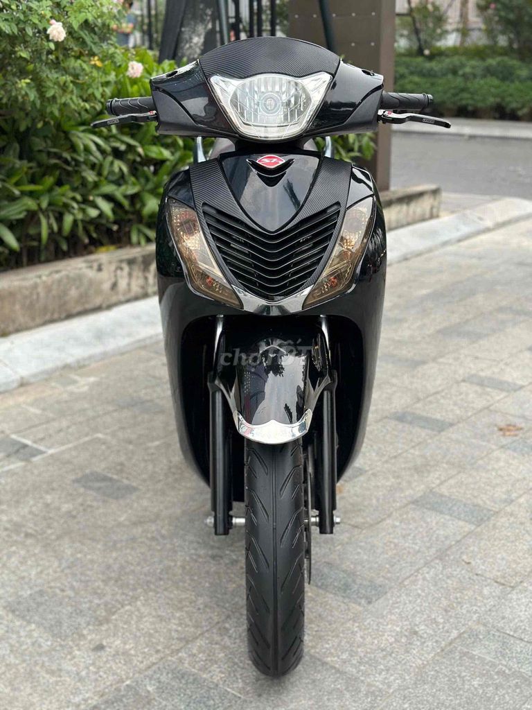 Cần bán SH độ nhập 2015 khoá Smartkey máy cực chât. Mua bán Xe máy tại Quận Cầu Giấy Hà Nội được đăng bởi Xe Máy Vượng Trung hình 4