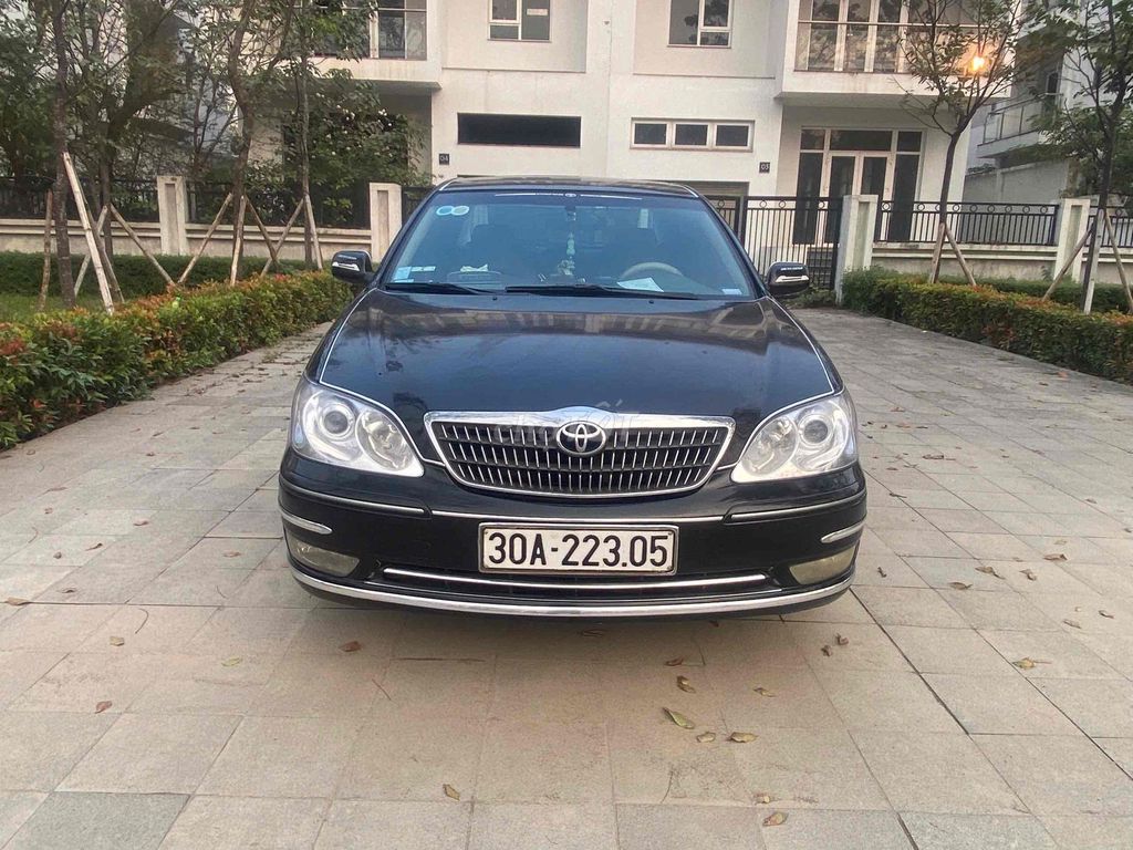 Toyota Camry 2.4G 2005, черный, АКПП