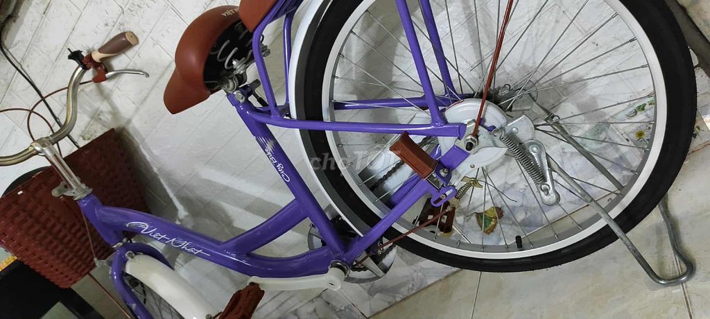 Xe đạp bé gái màu tím Việt Nhật mới 99.9%. Mua bán Xe đạp tại Huyện Nhà Bè Tp Hồ Chí Minh được đăng bởi Chi Dang hình 7