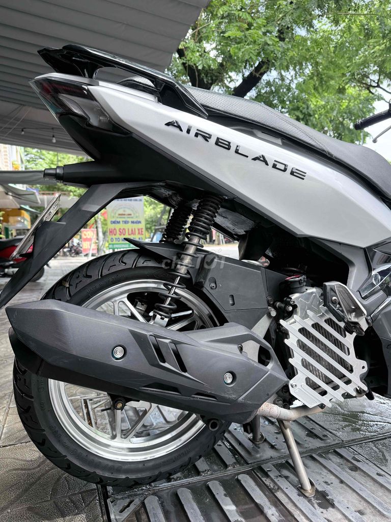 Honda Air Blade 2020, серебристый Porsche