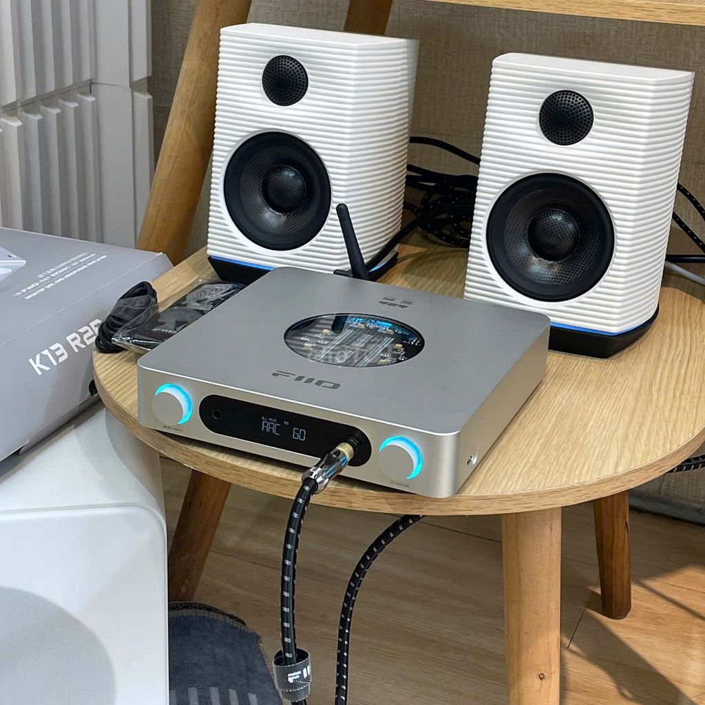 DAC/AMP FiiO K13 R2R Bạc Unbox new 99% âm bao HAY. Mua bán Tivi, Âm thanh tại Quận 10 Tp Hồ Chí Minh được đăng bởi 24hShop hình 1